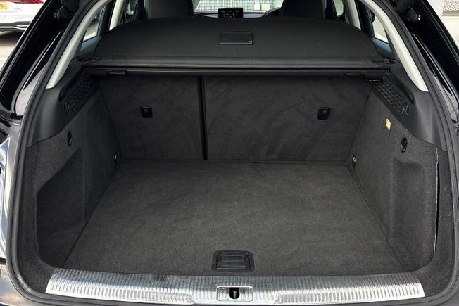 Audi Q3 Photo 12