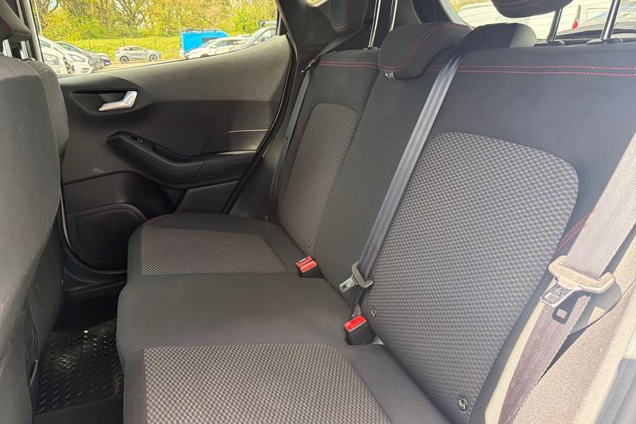 Ford FIESTA Photo autoimg-6e2bc47d5c8b9c1cd0e31bcac0e12da71e6bf2a4.jpg