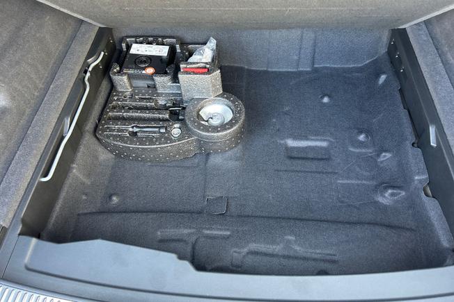 VOLKSWAGEN Touareg Photo 34