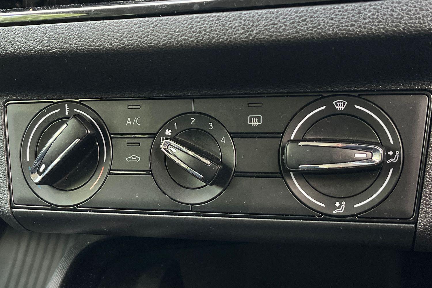 Skoda SCALA Photo 31