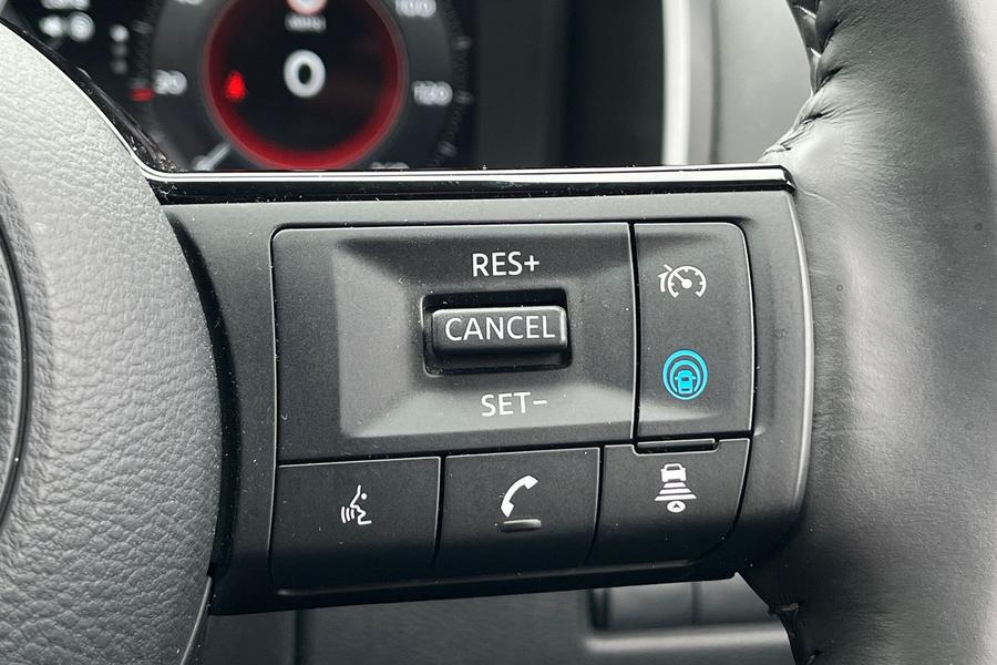 Nissan Qashqai Photo autoimg-6e33599afd64e783026be584956804ec1e8f6ec6.jpg