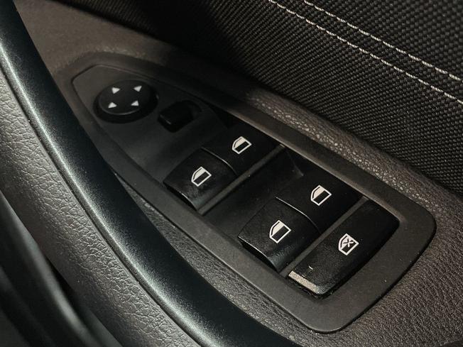 BMW X1 Photo 35