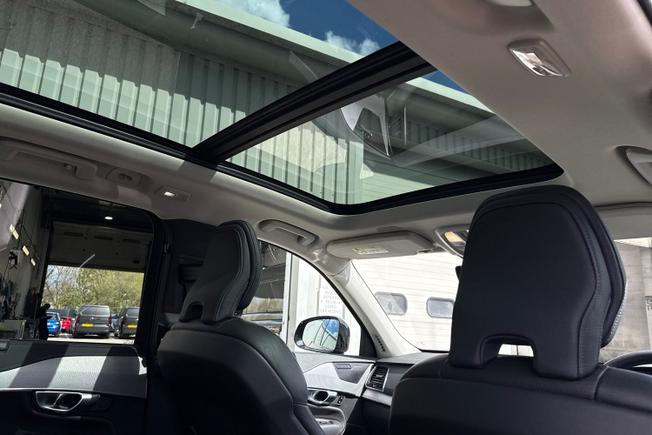VOLVO Xc90 Photo 21