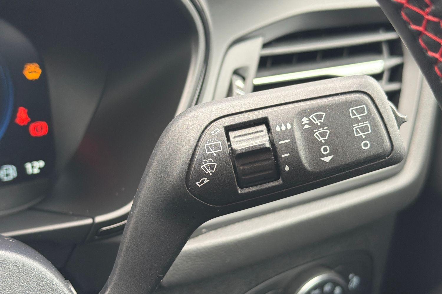 Ford Focus Photo 14