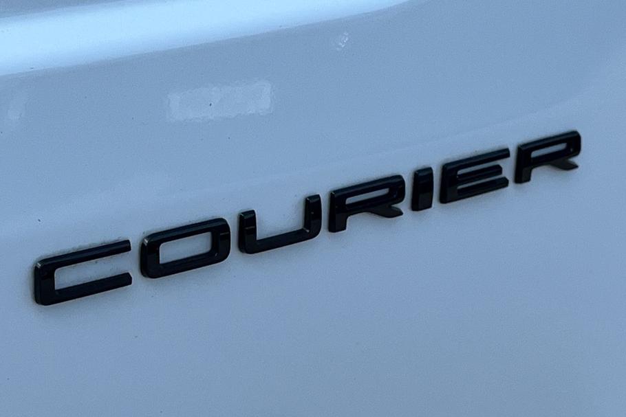 Used Ford TRANSIT COURIER LL24UFY 20