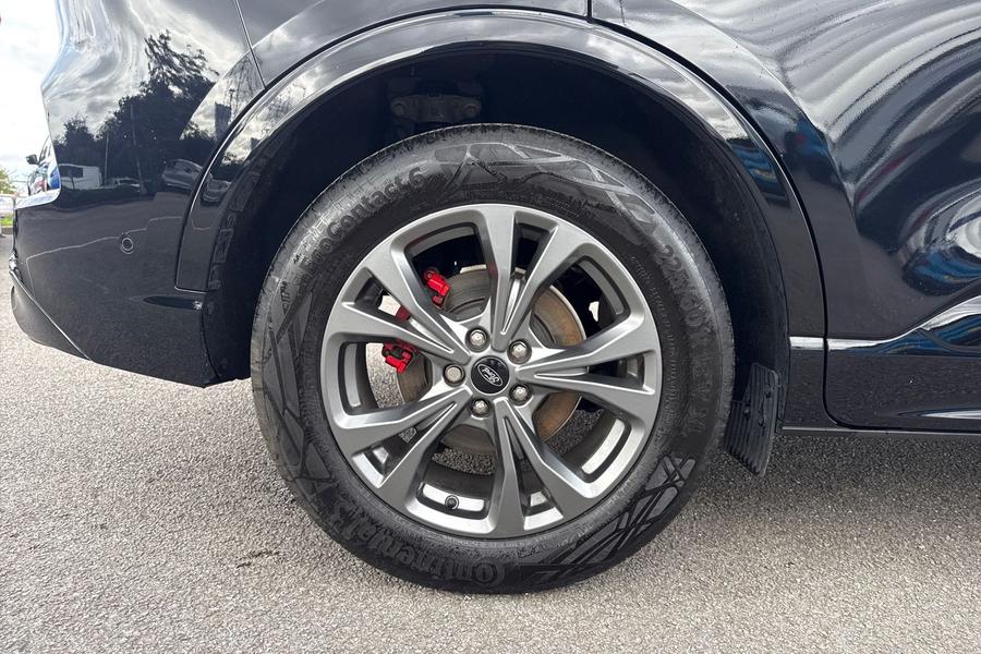 Ford KUGA Photo autoimg-6e4aab2b27420e3e9ad79499e0f4adbaf09da143.jpg