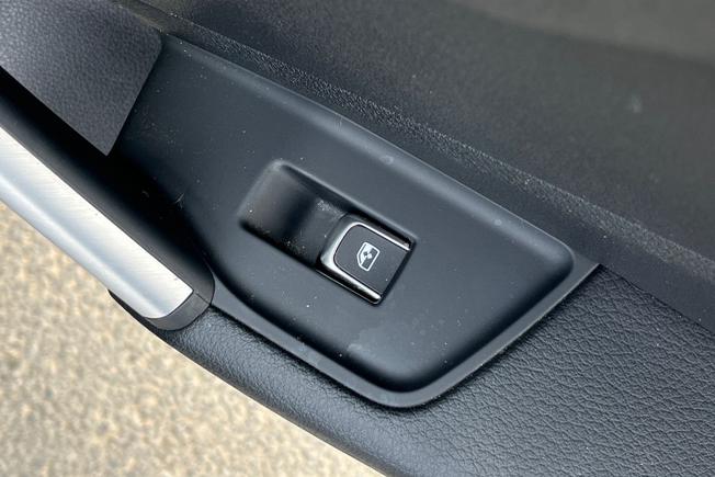 AUDI Q2 Photo 47