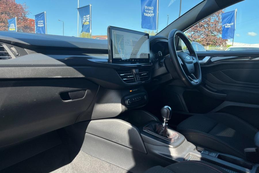 Ford FOCUS Photo autoimg-6e4d56b5e64f819ff245dfb341be0e9c9ad1f901.jpg