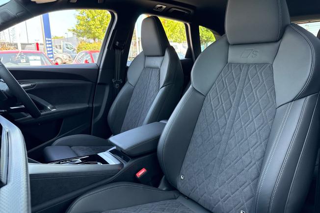 AUDI Q5 Photo 22
