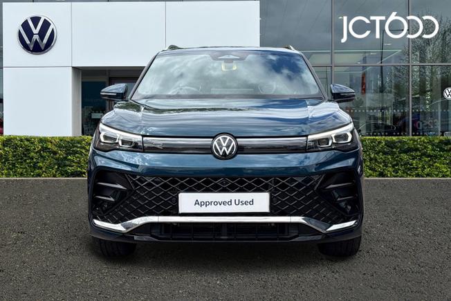 VOLKSWAGEN Tiguan Photo 8