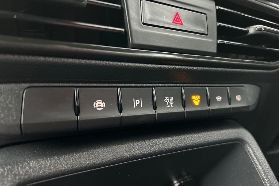 Used Ford TRANSIT CONNECT FM25NTE 31