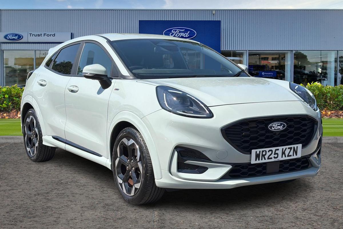 Ford Puma listing photo