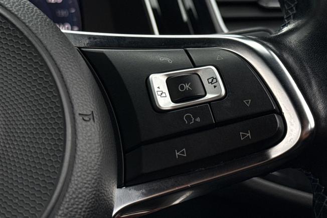 Volkswagen Golf Photo 17