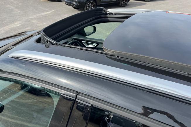 AUDI Q4 E-Tron Photo 60