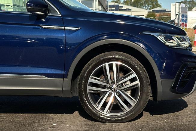 VOLKSWAGEN Tiguan Allspace Photo 49
