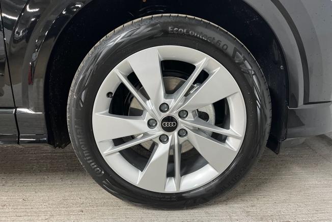 AUDI Q2 Photo 5