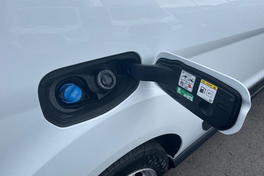 Ford TRANSIT CONNECT Photo autoimg-6e6b79a0d49cedb059c0559d9ff46a7a6519f94b.jpg