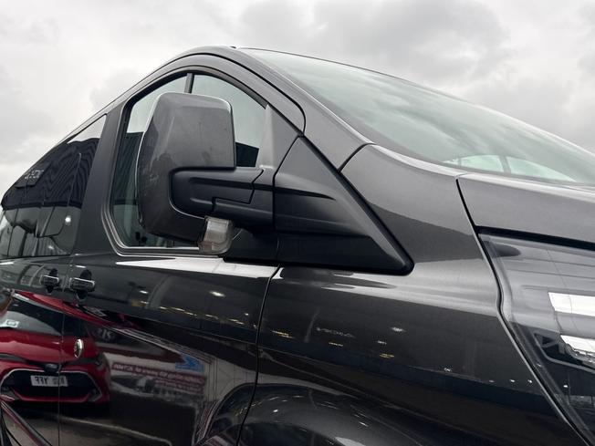 FORD Tourneo Custom Photo 20