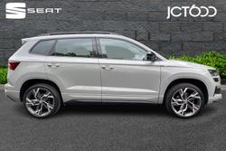 ŠKODA Karoq Photo 4