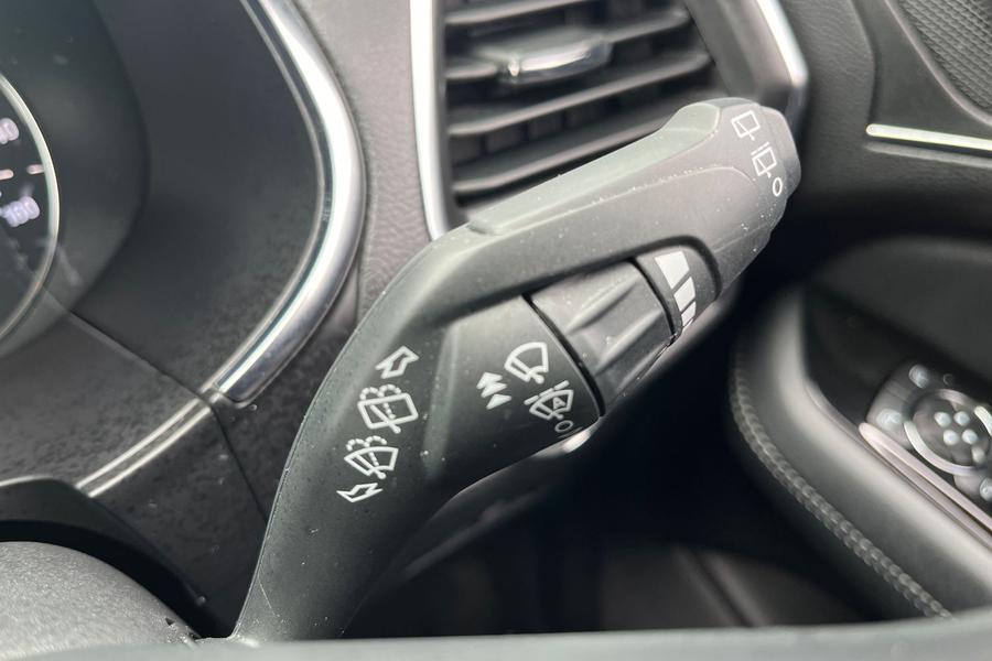 Ford Galaxy Photo autoimg-6e7a4a643f706a69b2d2b27eee8f52a3b6383cfb.jpg