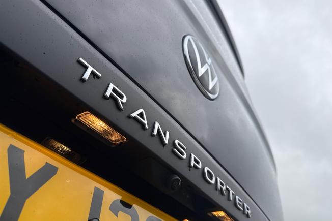 VOLKSWAGEN Transporter Photo 32