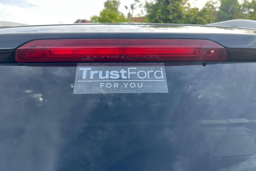 Ford KUGA Photo autoimg-6e8533e59f1f984130478aad447b190e906a3ec4.jpg