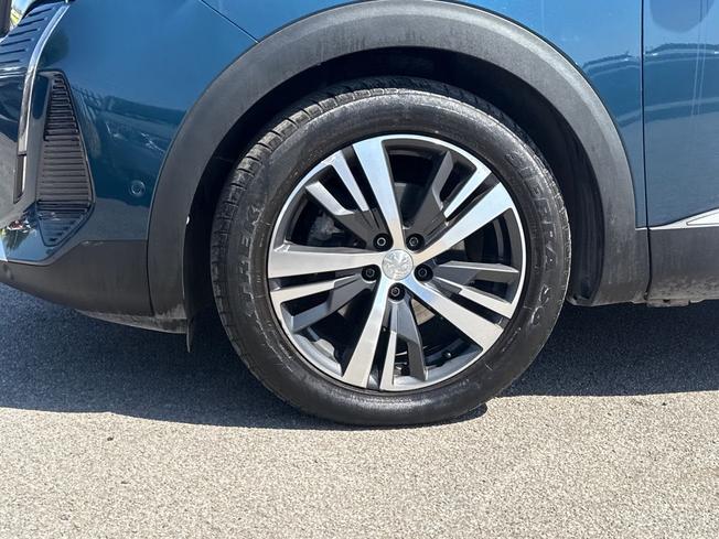 PEUGEOT 5008 Photo 39