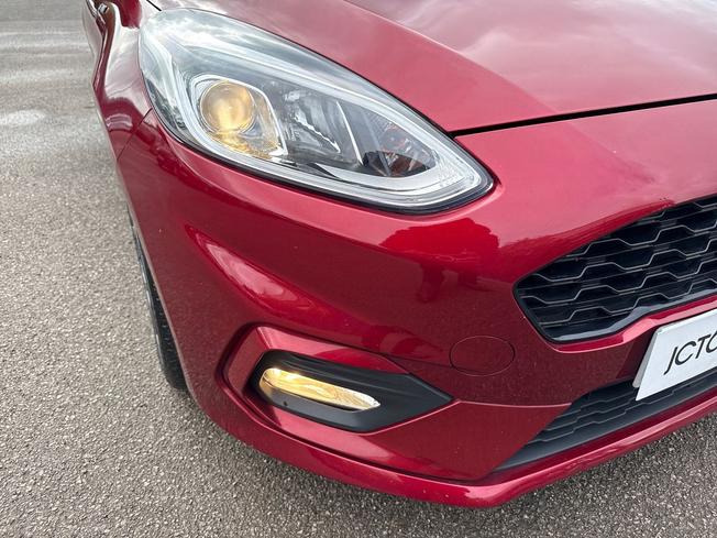FORD Fiesta Photo 29