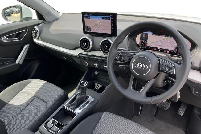 AUDI Q2 Photo 6
