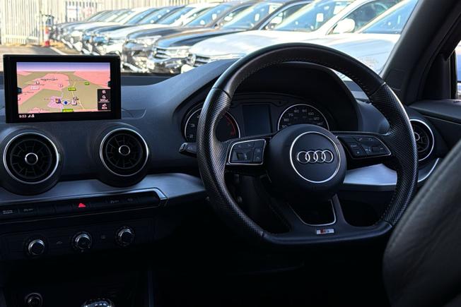 AUDI Q2 Photo 37