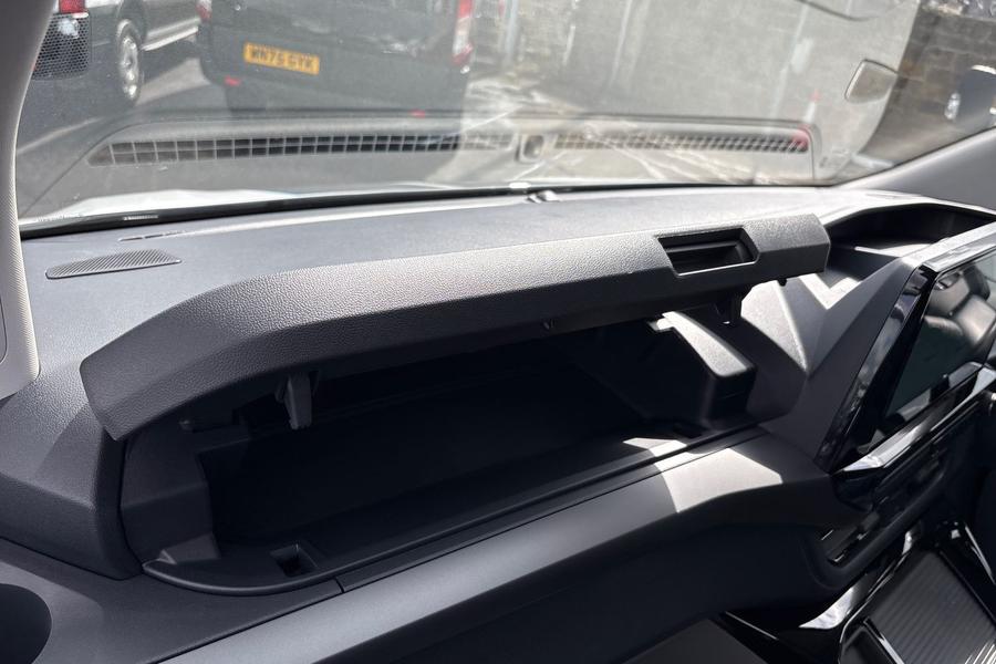 Ford TRANSIT CUSTOM Photo autoimg-6e983bddbfdd6400a02467b387f01da98a27732a.jpg