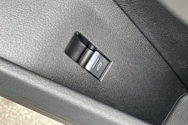 AUDI e-tron Photo 53