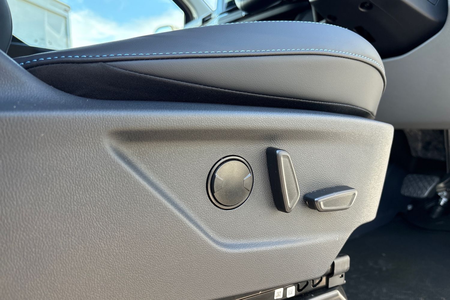 Ford E-TRANSIT CUSTOM Photo 29