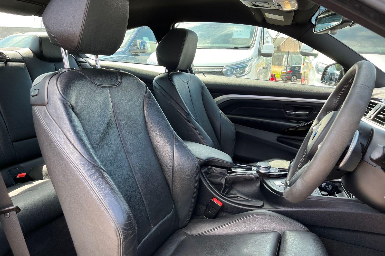 BMW 4 Series Photo 16