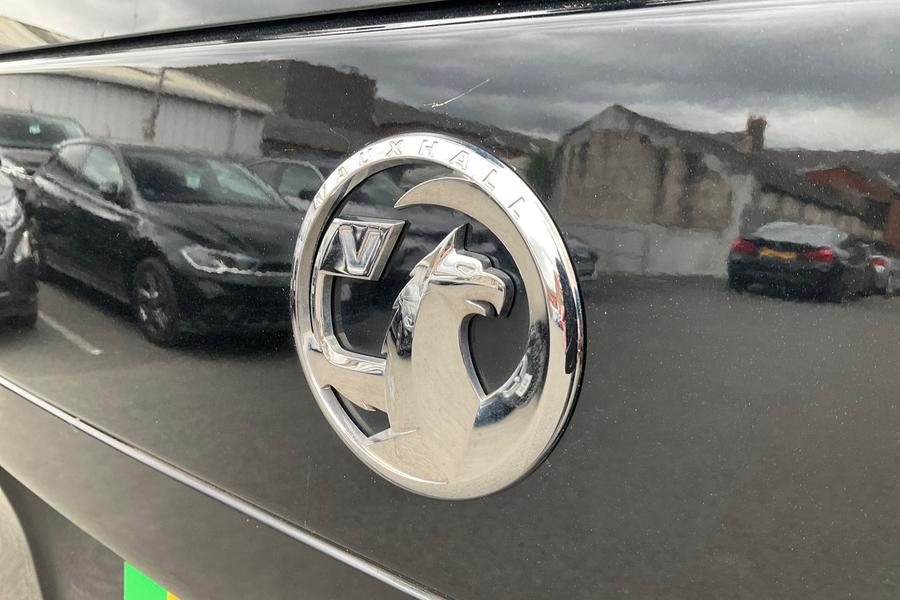 Vauxhall VIVARO LIFE Photo autoimg-6ea2b216a4db2daabc5be473bc693673510f12c3.jpg