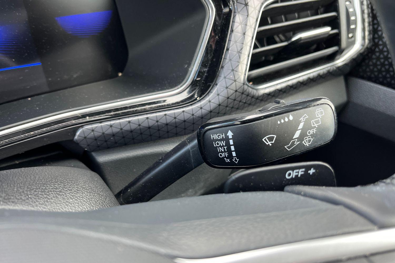 Volkswagen T-CROSS Photo 14