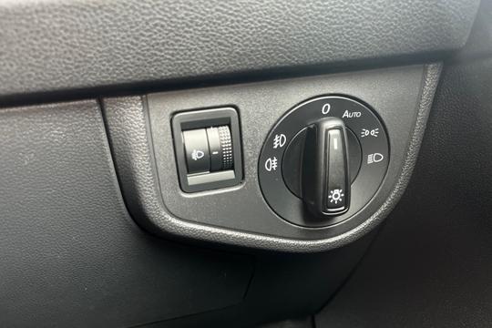 Volkswagen Polo Photo autoimg-6ea5fa06672f76920052381270bda4238bfa3fbb.jpg