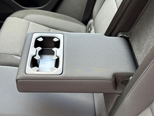 POLESTAR Polestar 2 Photo 46