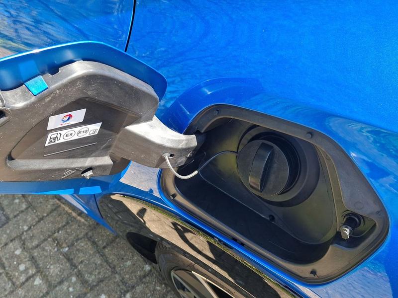 Used Peugeot 208 KM25UAO 31