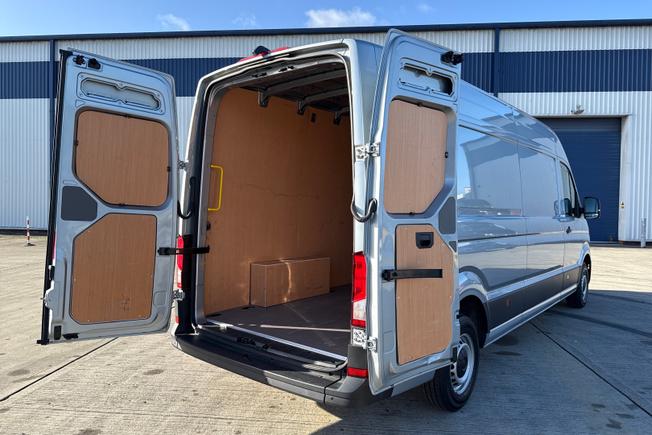 VOLKSWAGEN Crafter Photo 30