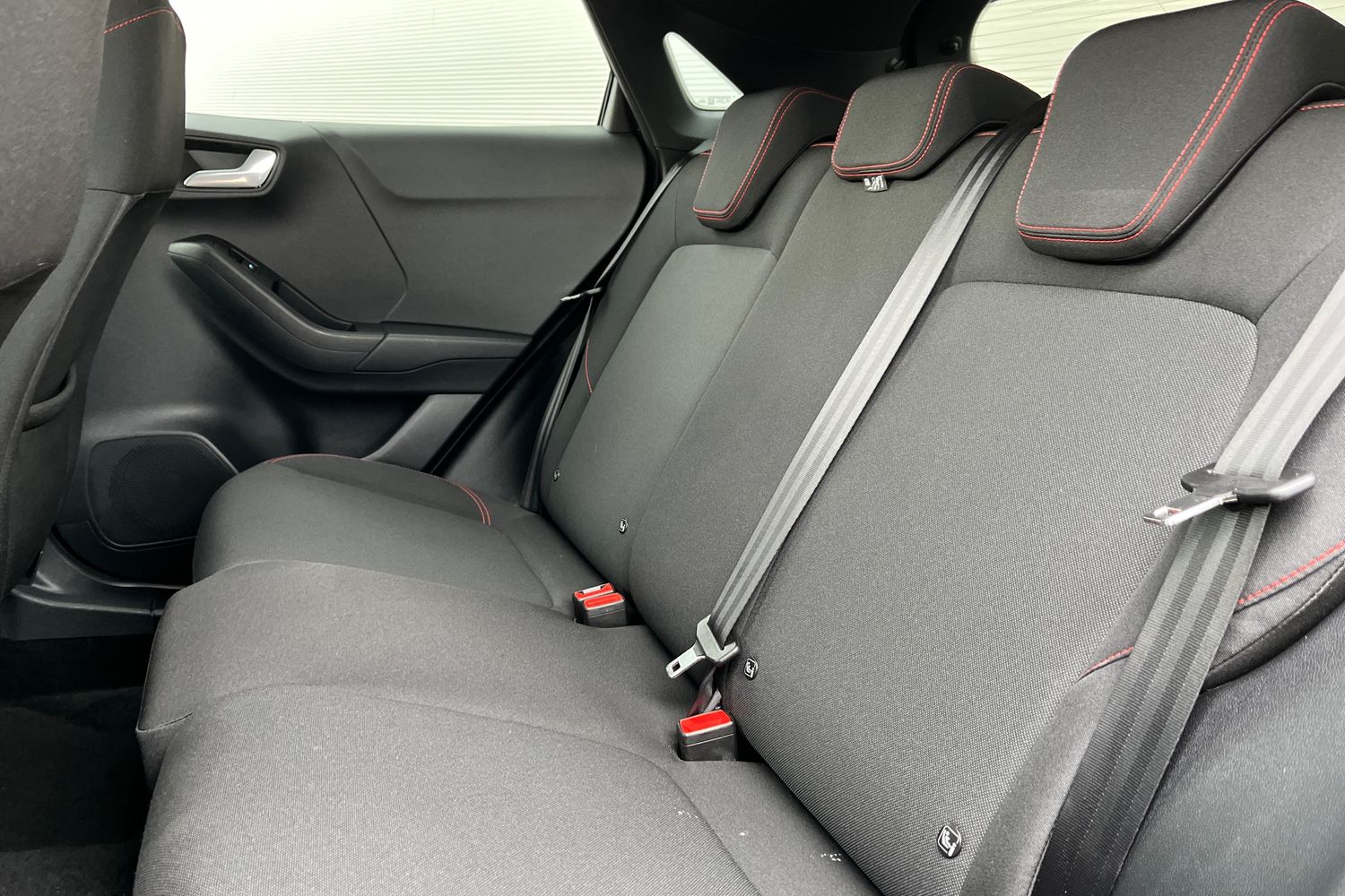 Ford PUMA Photo 19