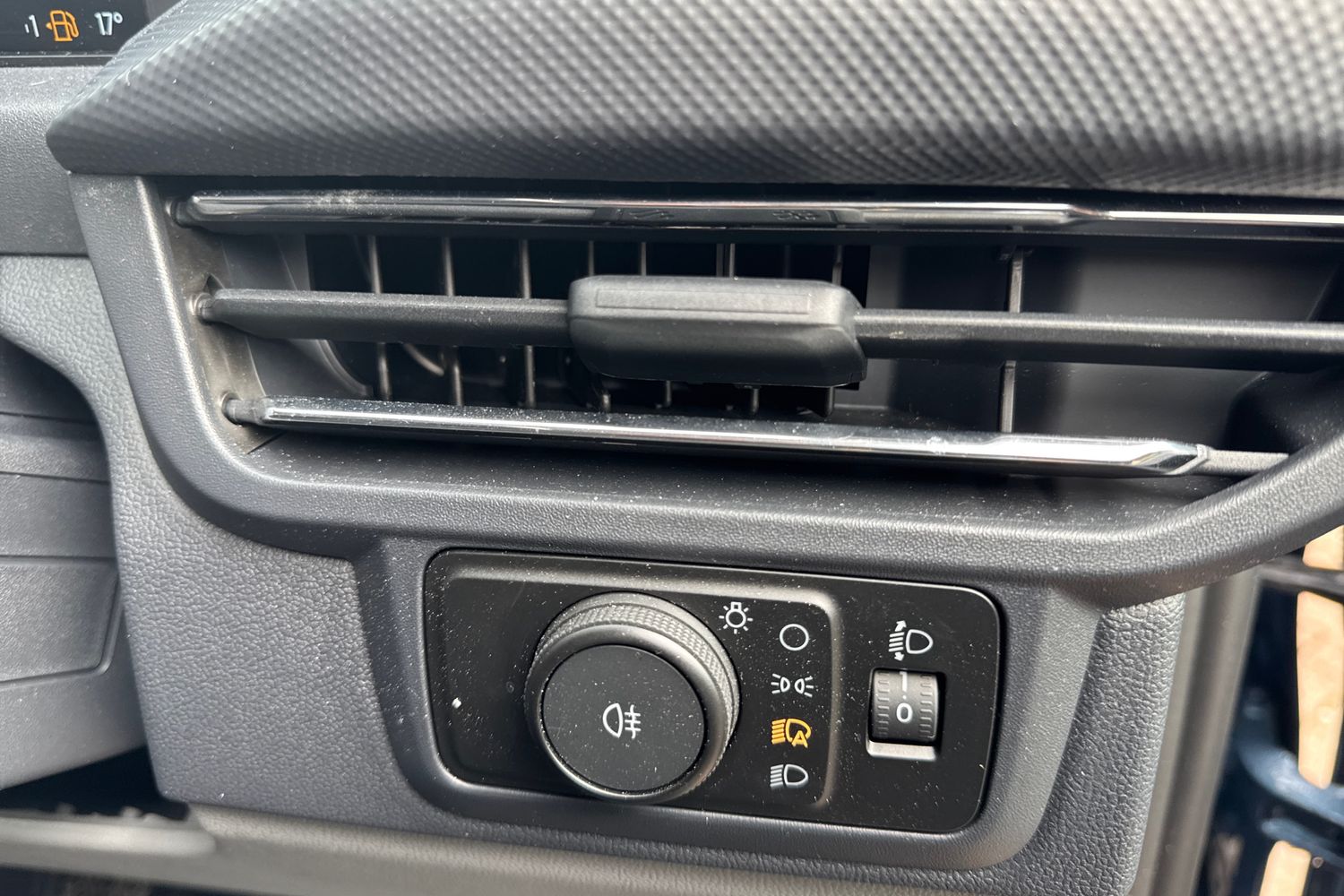 Ford TRANSIT CUSTOM Photo 25