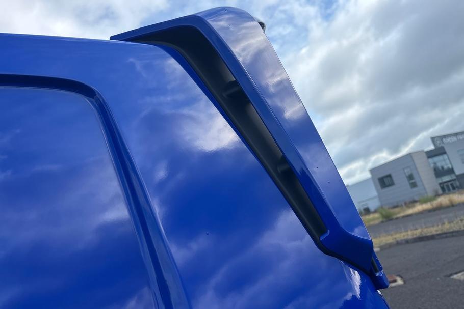 Used Ford TRANSIT CUSTOM XRZ9319 30