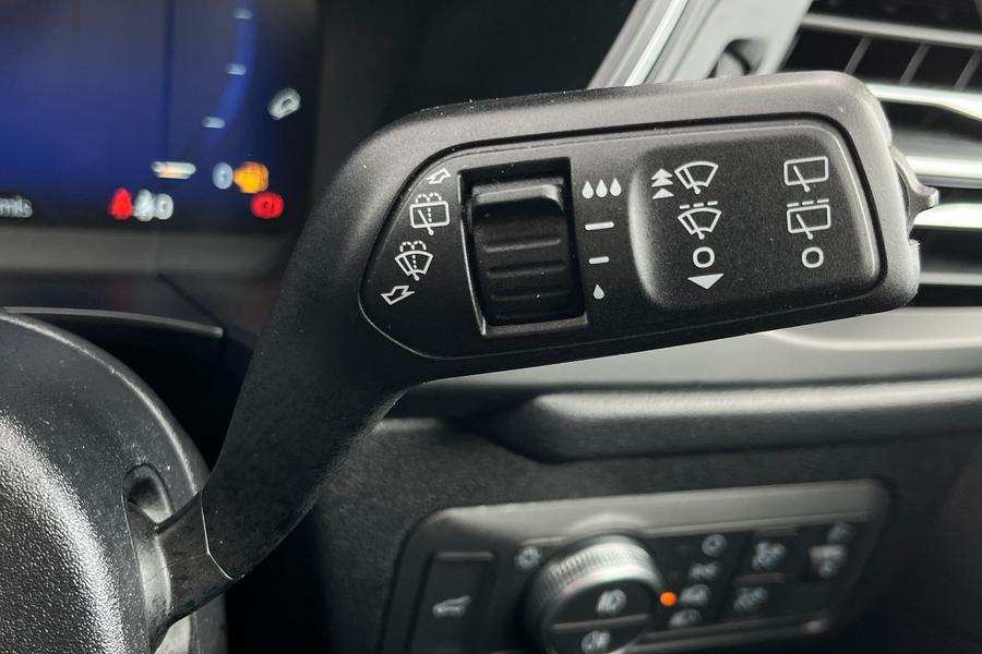 Ford Kuga Photo autoimg-6eb75f1972c93683c2ed46313a2d5b818fe95a6a.jpg