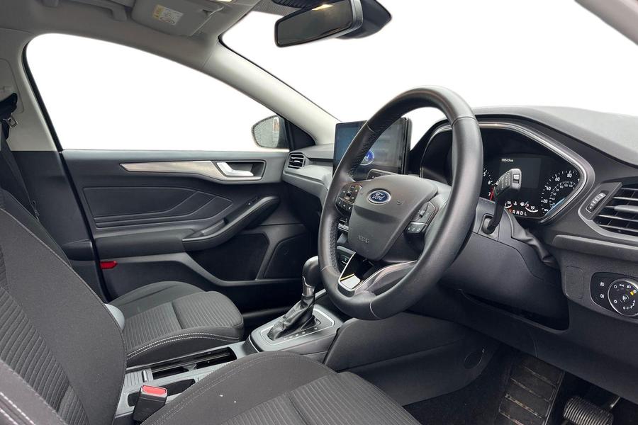 Ford FOCUS Photo autoimg-6eb8596a1f4b98d9f1a5632f58ed5d5a109390f6.jpg