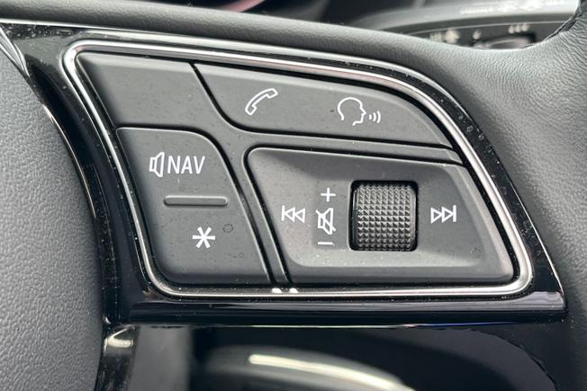 AUDI Q2 Photo 17