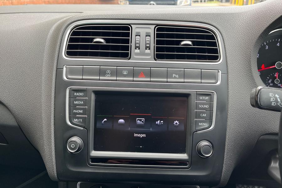 Volkswagen Polo Photo autoimg-6ebb93af64ac4681481261b1ecc47675c3520913.jpg
