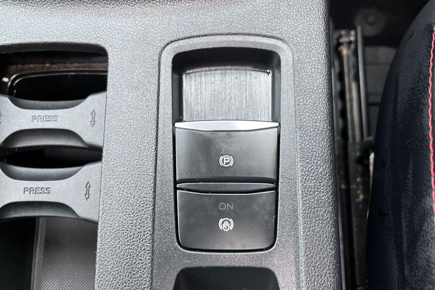 Ford Kuga Photo 31