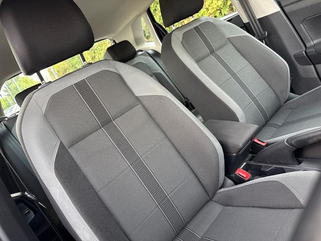 VOLKSWAGEN Polo Photo 25