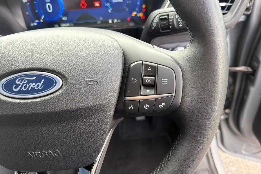 Ford Kuga Photo autoimg-6ebf4ce15d4b80ad1c4938194e8966f6589f17f2.jpg